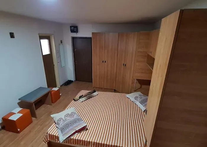 Colentina Apartman *